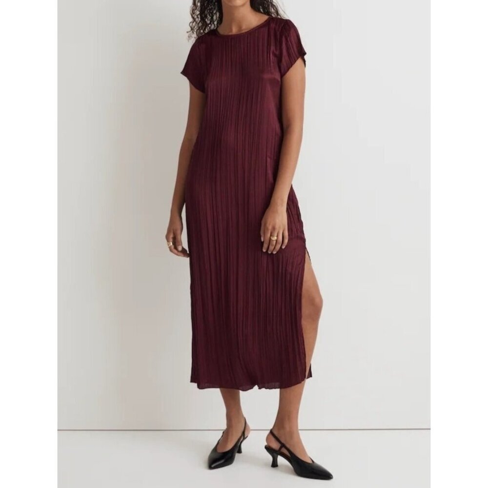 Madewell Short-Sleeve Slip Midi Dress in Plissé mulberry wine sz XXS‎